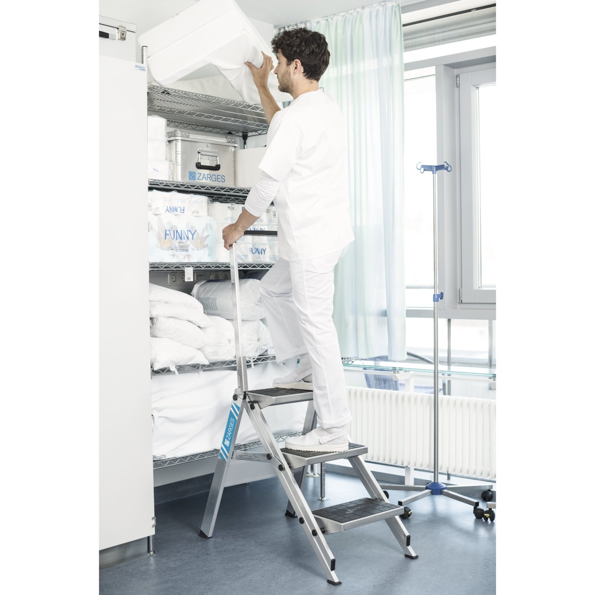 Plazamax P - LM-Sicherheitstreppe 2 Stufen